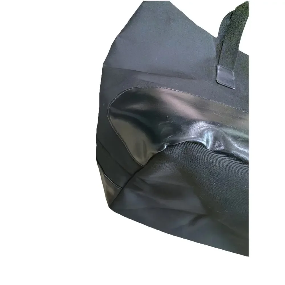 Burberry Fragrances Black Duffle Bag Weekender Tote Gray Nova Check Handles